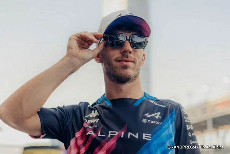 pierre gasly fc versailles