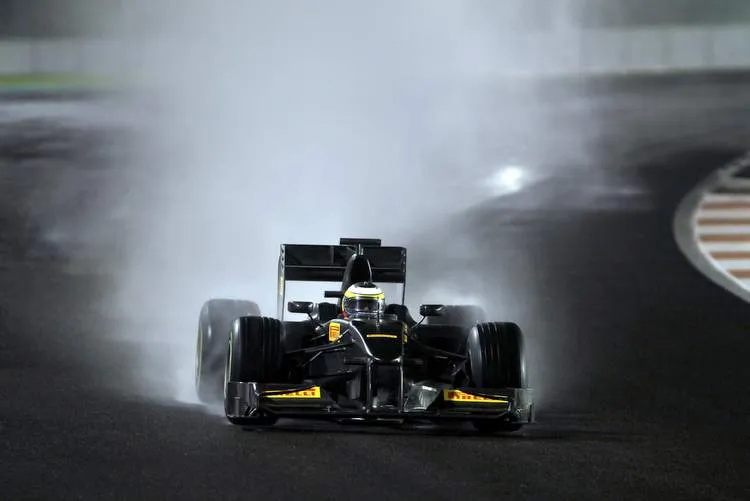 pirelli tyre test abu dhabi 2011 14