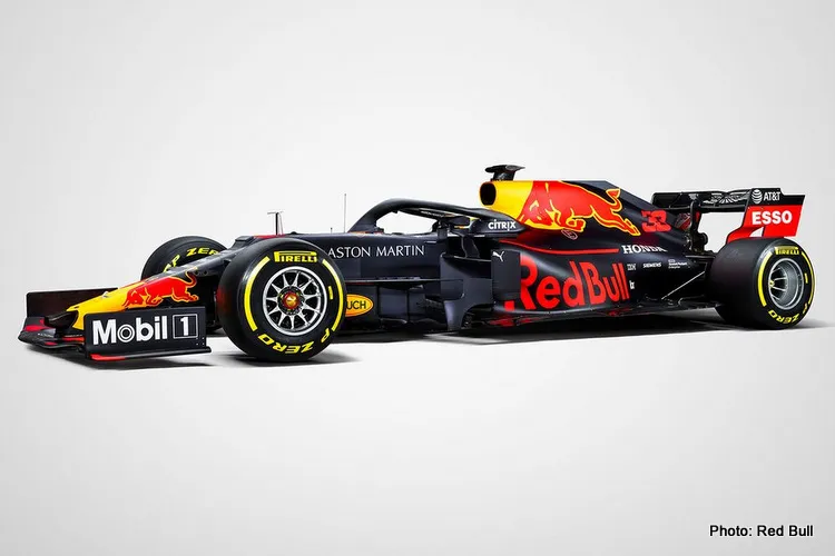red bull rb15 studio 18 feb 19 8 11 28 am