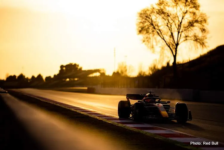 red bull rb18 barcelona day3 2022 1