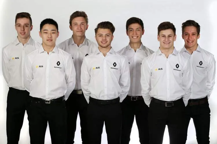 renault drivers academy