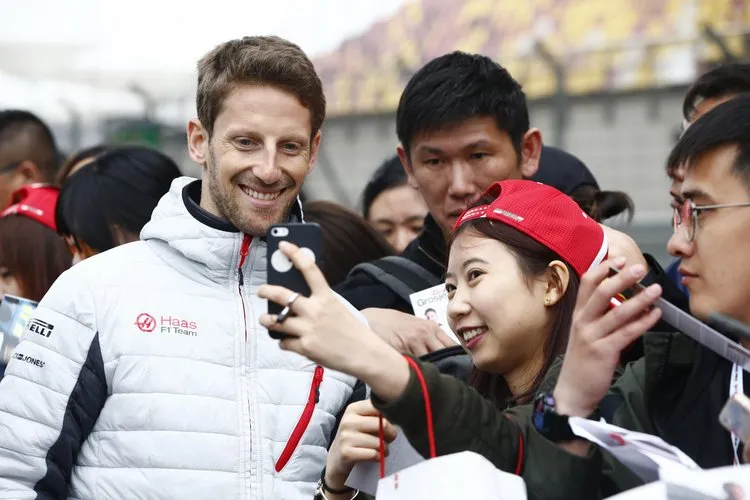 rg with fans i 514