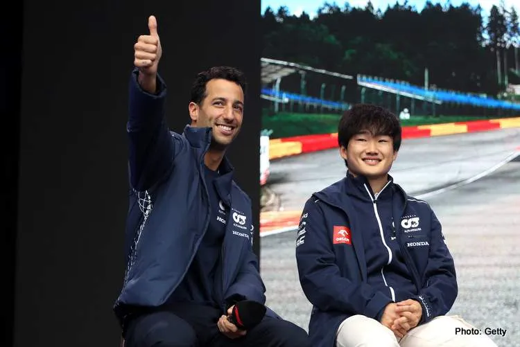 ricciardo tsunoda suzuka 2023