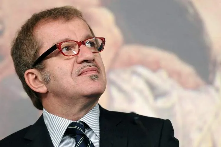 roberto maroni