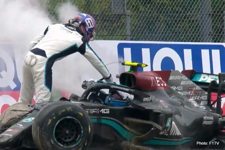 russell slaps hits bottas crash imola 2021