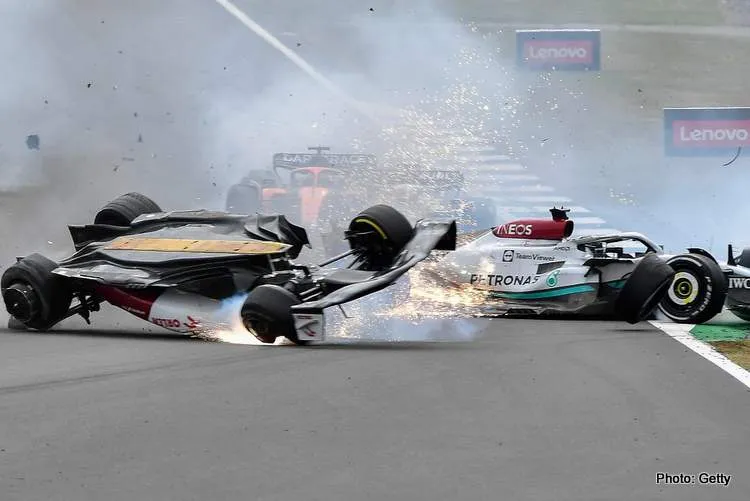 russell zhou crash silverstone22 2 2023