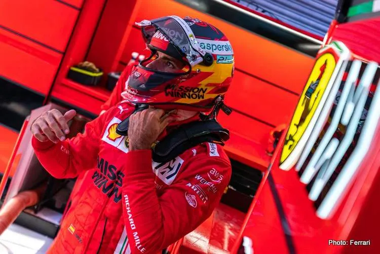 sainz qatar 2021