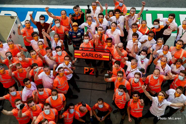 sainzmclarenteamphoto