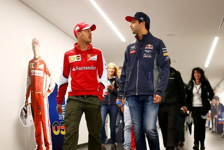 sebastian vettel daniel ricciardo f1 grand oxex8bckjhrx