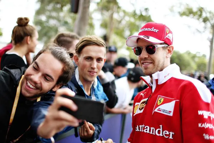 sebastianvettelaustralianf1grandprix8jt4l zomgex