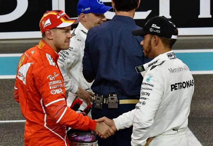 sebastianvettelf1grandprixabudhabiqualifying5arcwxnpt0ux