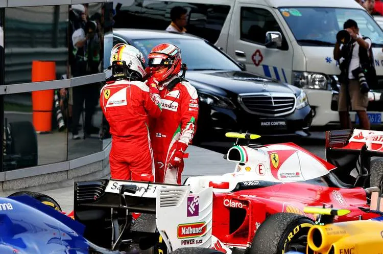 sebastianvettelkimiraikkonenf1grandprixrnwx 7z5tv0x