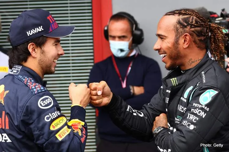 sergio perez lewis hamilton imola qualifying fist bump