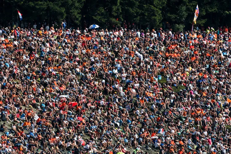 spa francorchamps fans