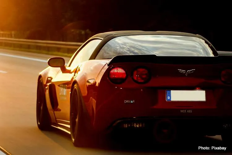 sports car 4815234 1280