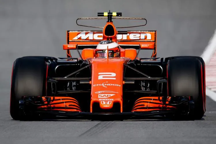 stoffelvandoornef1grandprixmalaysiaqualifyingnw0vyk6r9ubx 1