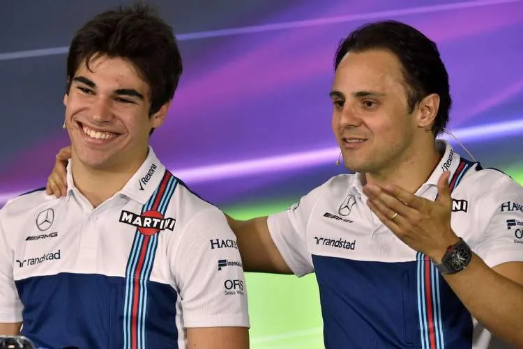 stroll massa