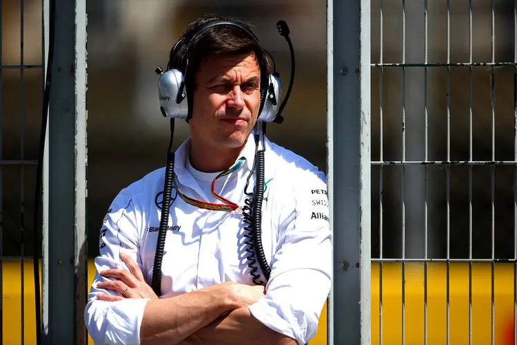 toto wolff spanish f1 grand prix practice h ffrdaofntx