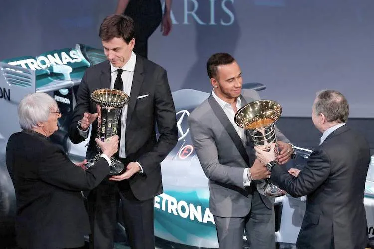 totowolff2015fiaprizegivingceremonyb478tweythax 001