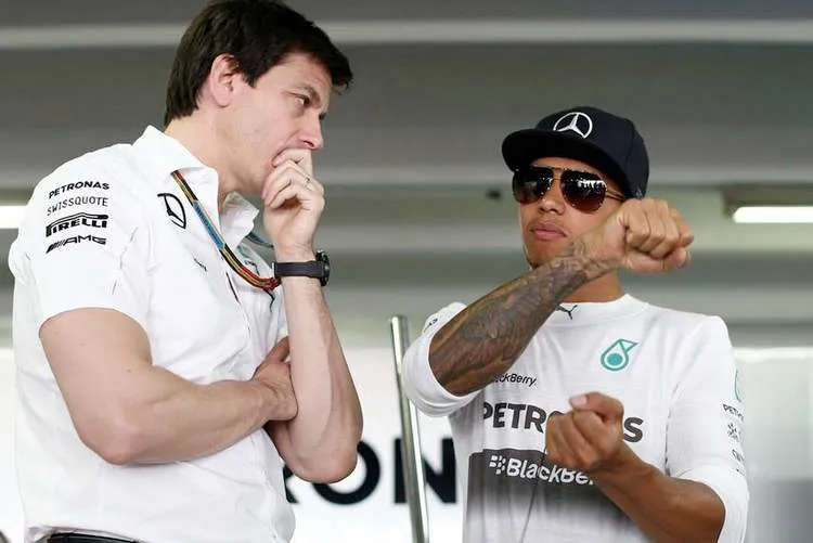 totowolffwithlewishamilton