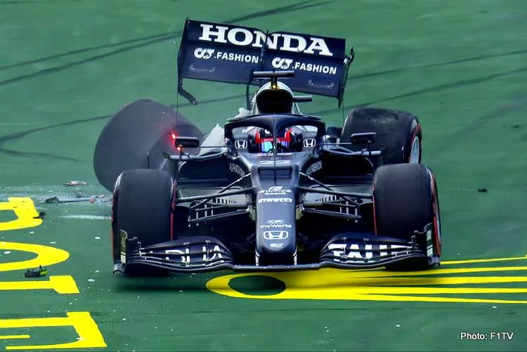 tsunoda imola crash 2021 alphatauri 001