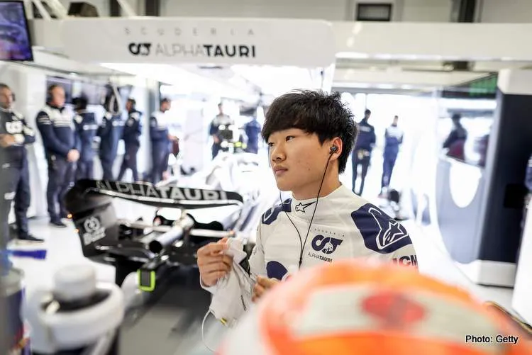tsunoda silverstone 2022