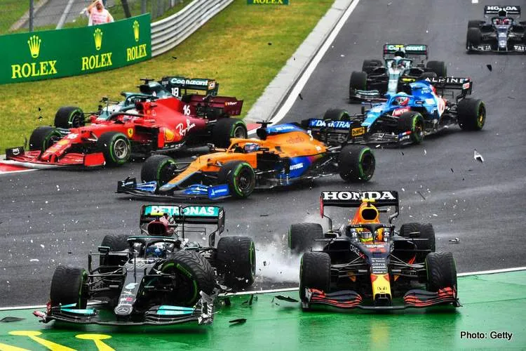 valtteri bottas mercedes crash