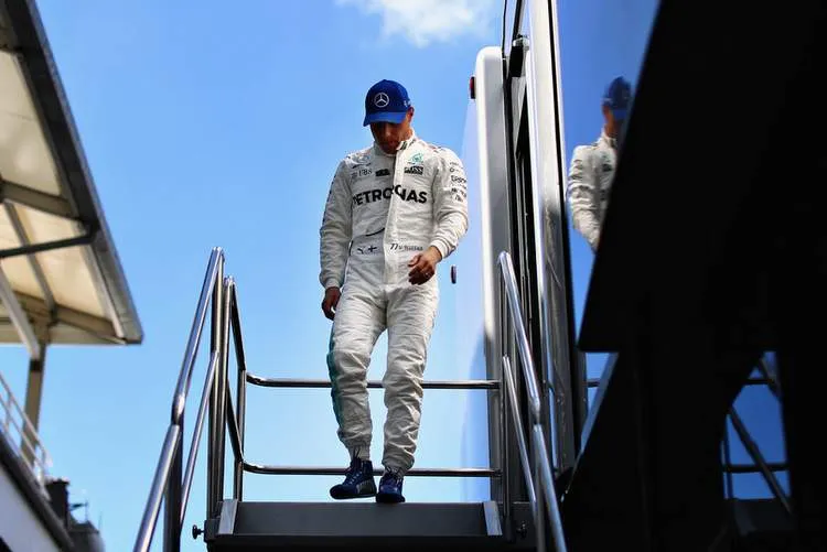 valtteribottasf1grandprixhungarypracticeyvjvauuj1hxx