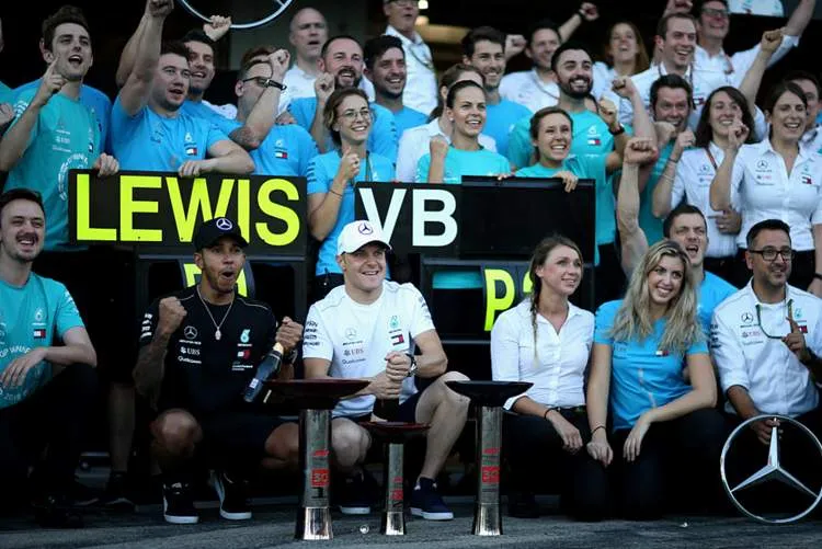 valtteribottasf1grandprixjapan4dlznbrc6aax