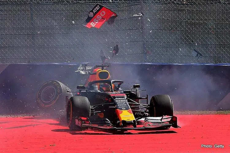 verstappen crash accident shunt photo
