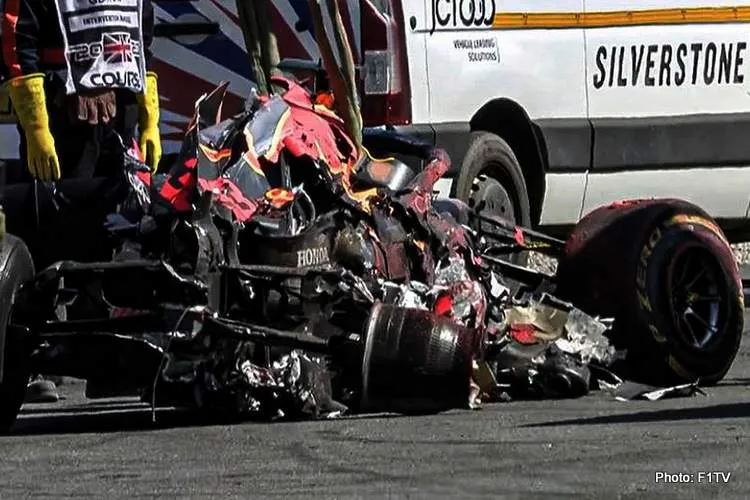 verstappen crashed car f1tv