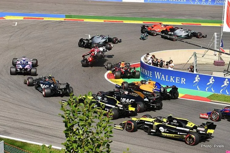 verstappen raikkonen crash spa 2019 1