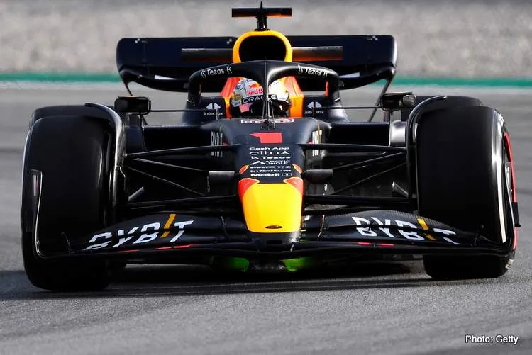 verstappen rb18 barcelona day1 3 2022