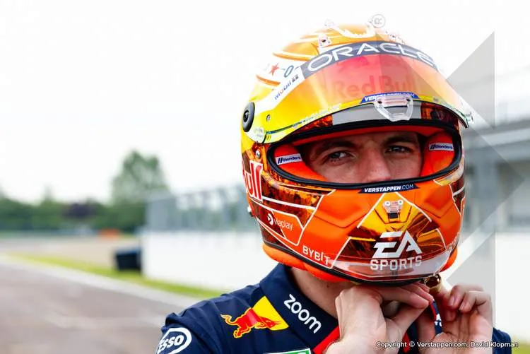 verstappen spain helmet 2024