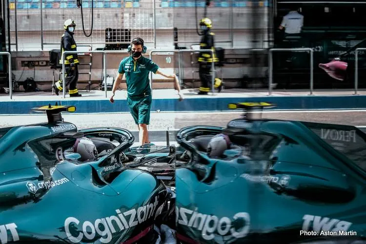 vettel 2021 bahrain test aston martin