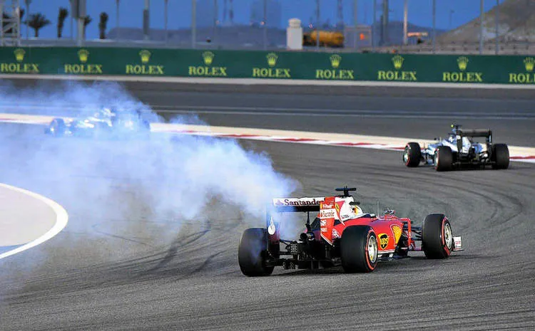 vettel engine bahrain ferrari