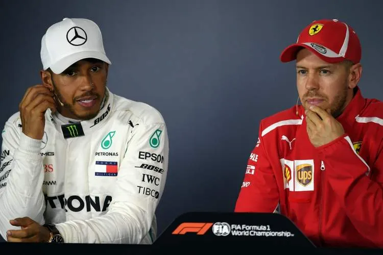 vettel hamilton oa81vhw5w3ad1bhlwsqwl2yra