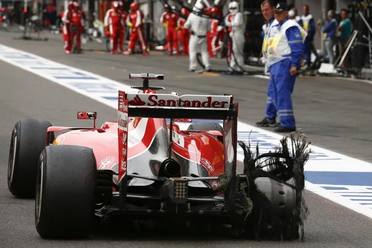 vettel spa ferrari pirelli blowout3