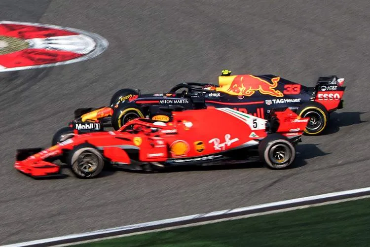 vettel verstappen crash collide collision shunt accident