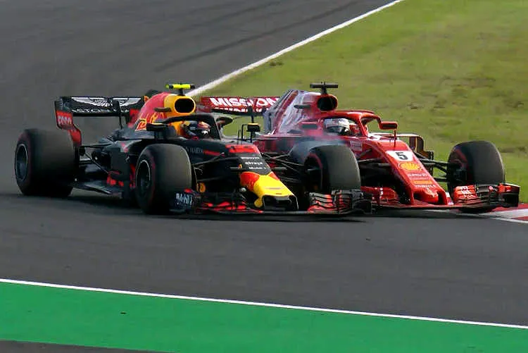 vettelverstappencrashaccidentshuntcollidecollision