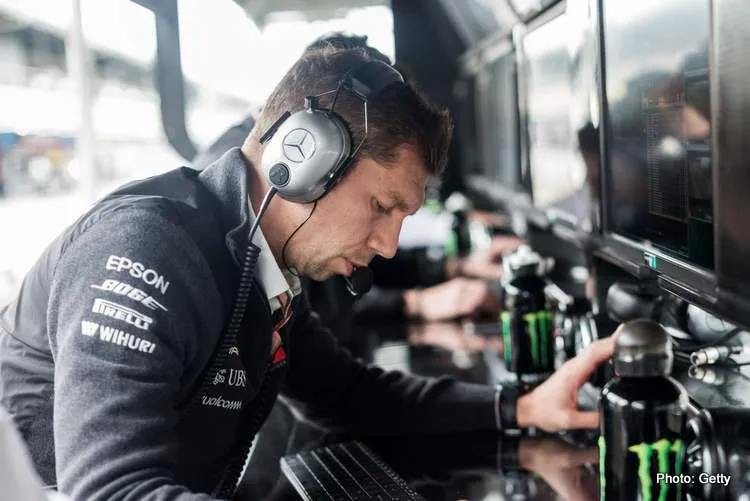 vowles mercedes pitwall 2023