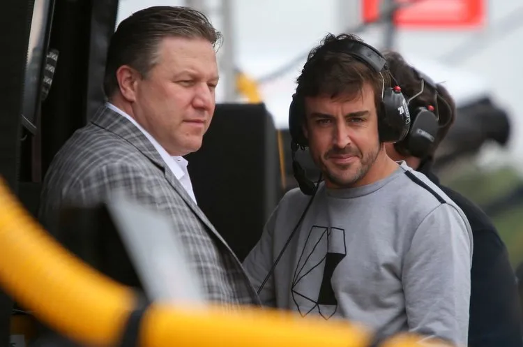 zak brown fernando alonso