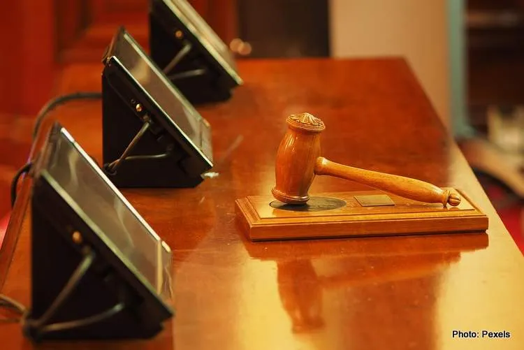 judge 1587300 1280