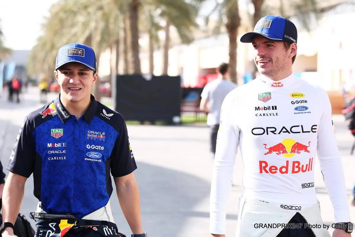 Verstappen-Hadjar-Bahrain-2026
