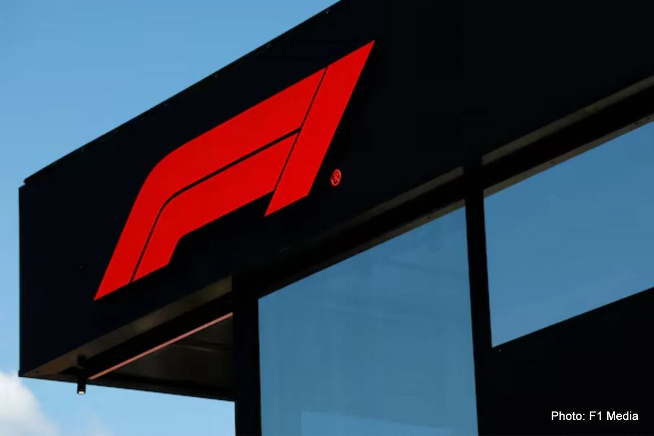formula 1 logo-002