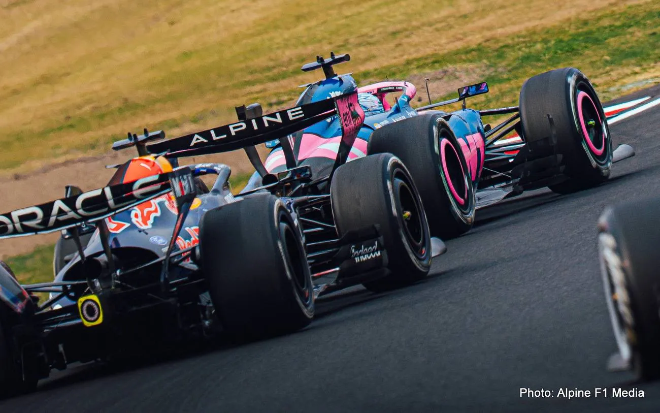 gasly verstappen suzuka f1 battle-001