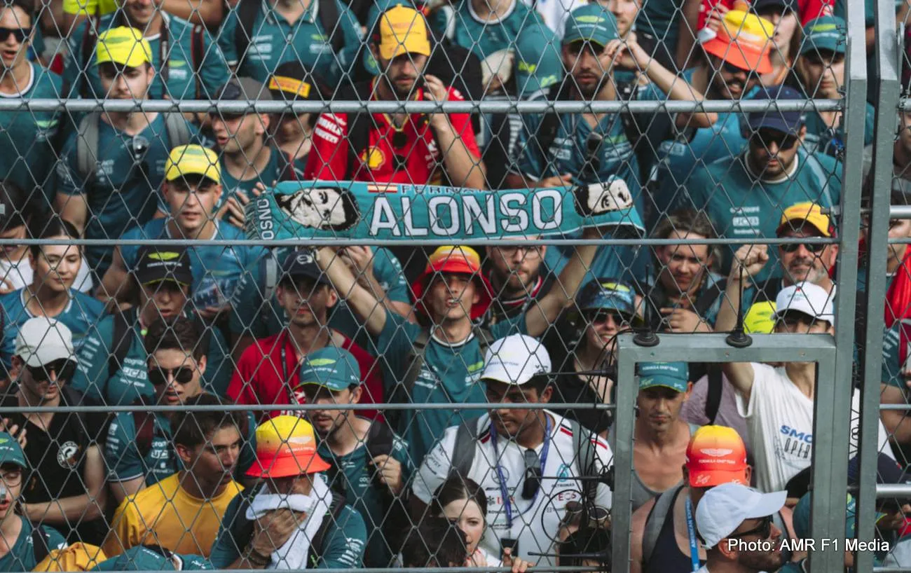fernando alonso fans barcelona