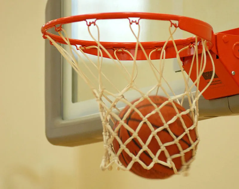 800px basketball publiek domein