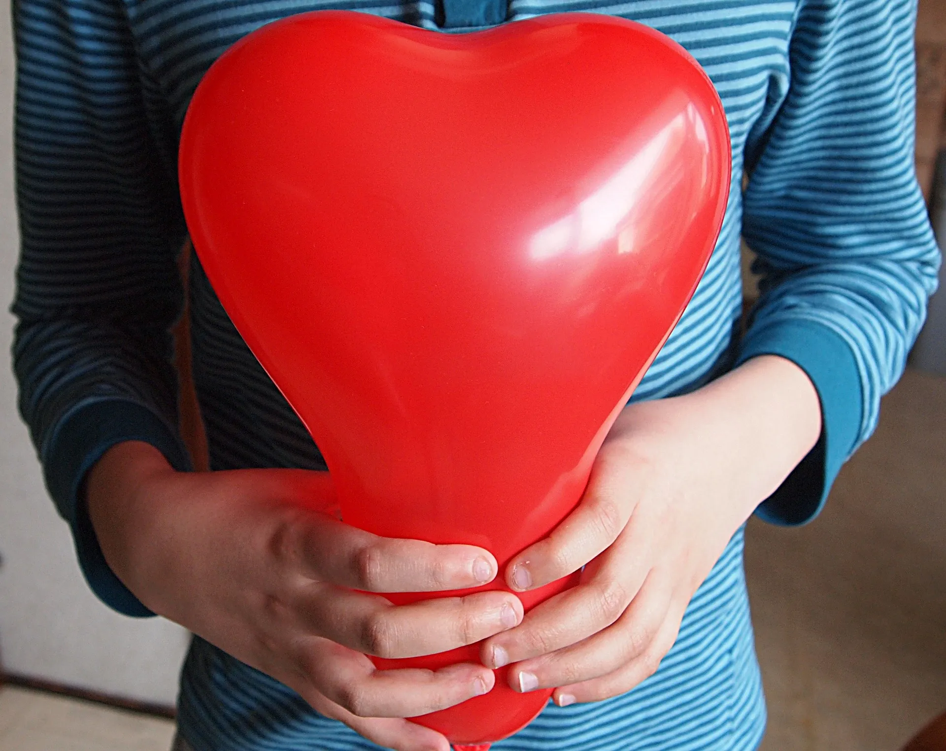 ballon jongen pixabay boy 1237688 1920