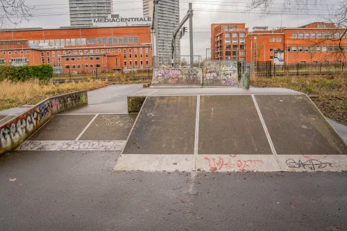 skatepark helpman